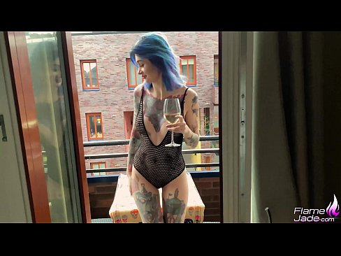 ❤️ Gadis Luar Biasa Nyusu sareng Gulp sareng Ngeureunkeun Gairah Di handapeun Langit Terbuka ❤❌ video porno di urang